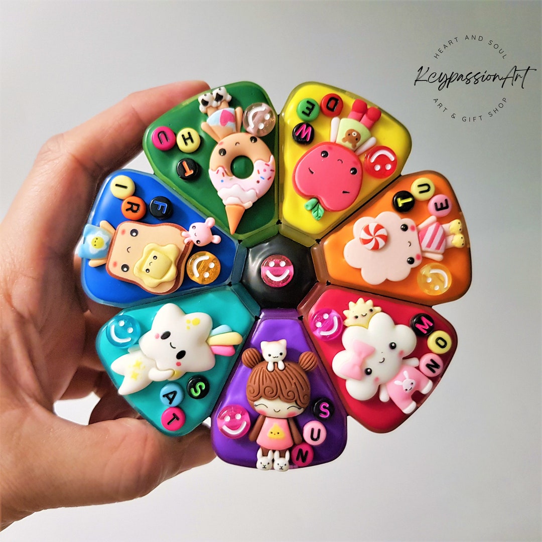 XL 7 Day Pill Organizer 'kawaii Frens' Am Pm Pill Box, 8