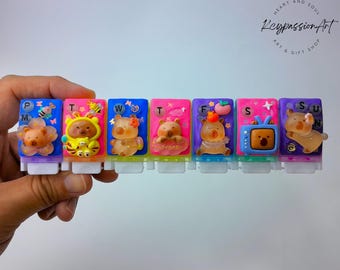 Organizador de pastillas de 7 días de Capybara, pastillero luminoso kawaii