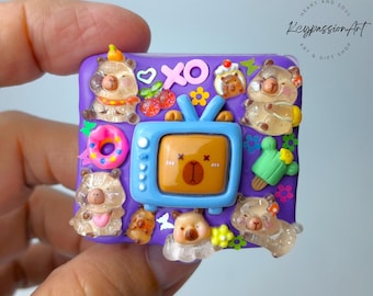 Mini Pill Box 'Capybara'|Small Pill Case For Purse And Travel