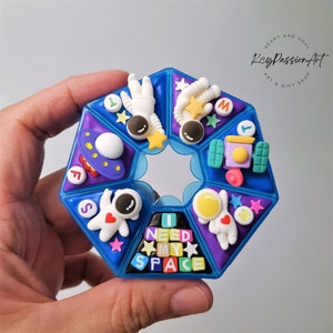 7 Day Pill Organizer &#39;I Need My Space&#39; am pm Pill Box, For Medicine Vitamin Supplement Dispenser 7 Day Pill Case, 7 Day And Night Pill Box