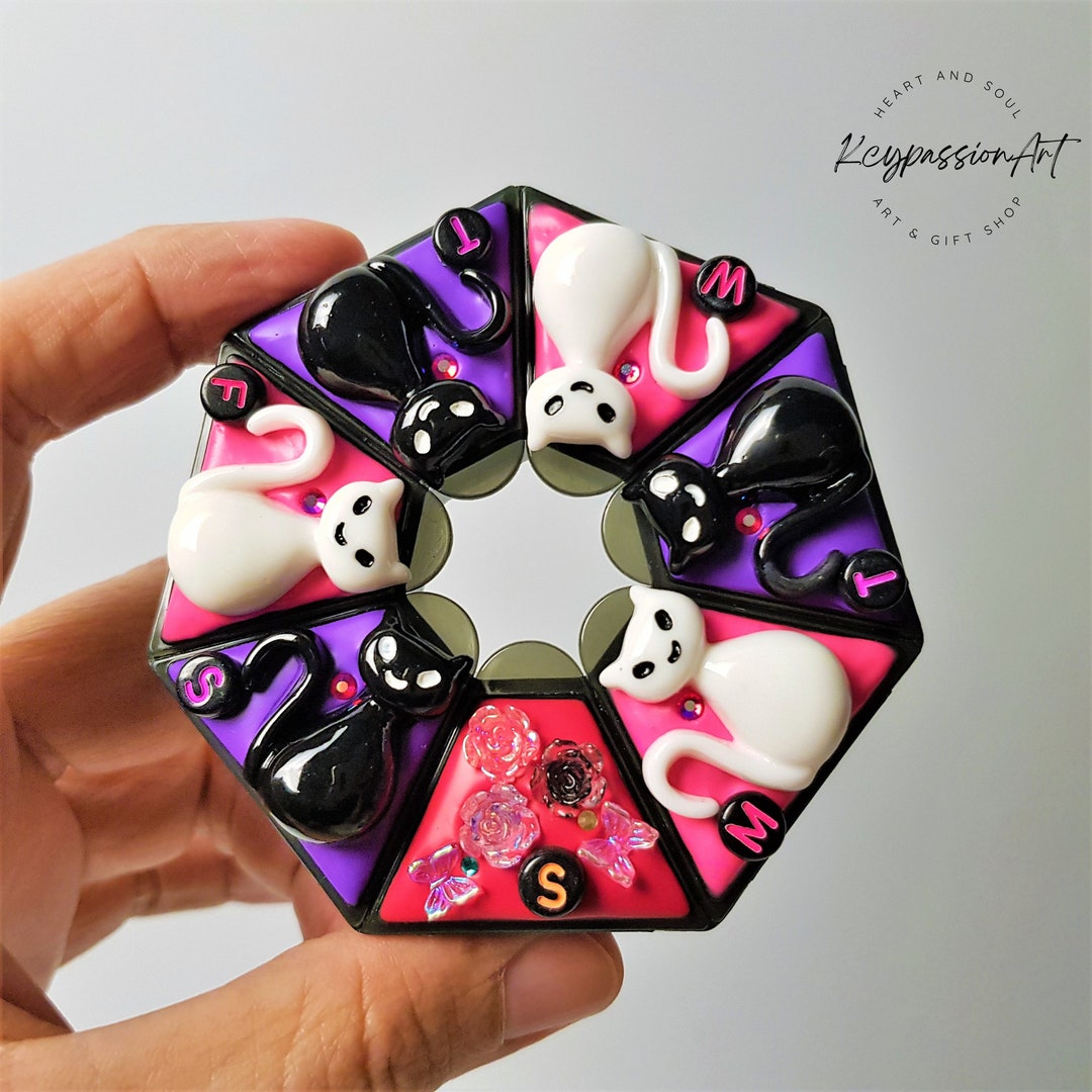 7 Day Pill Organizer 'mysterious Cats' Am Pm Pill Box, Medicine Vitamin