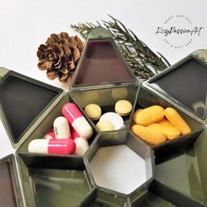 7 Day Pill Organizer 'mysterious Cats' Am Pm Pill Box, Medicine Vitamin