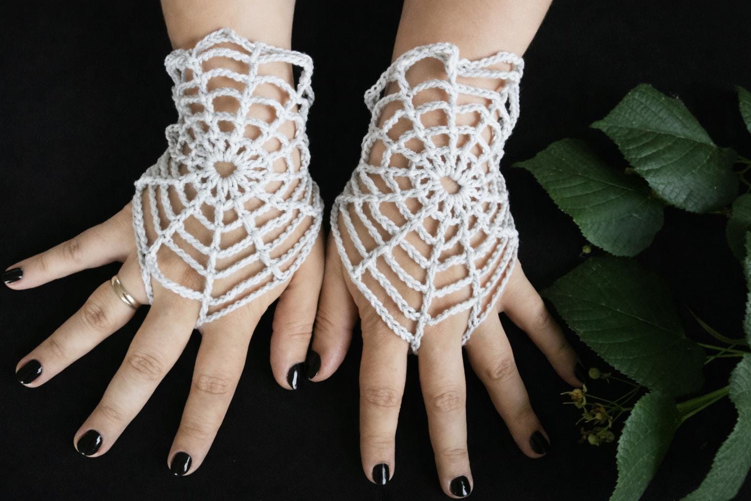 Lace Spiderweb Fingerless Gloves