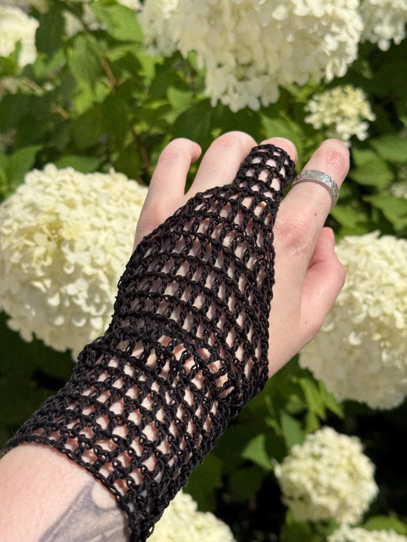 Crochet Lace Fishnet Gloves Pattern, Gothic Alt Arm Warmers (PDF ...