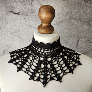 CROCHET PATTERN goth victorian high neck collar necklace, gothic accessory for cosplays, alt wear, edwardian outfit, festivals or Halloween