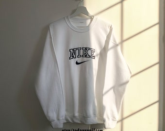 green nike vintage sweatshirt