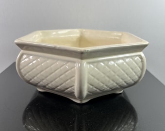 vintage Haeger planter