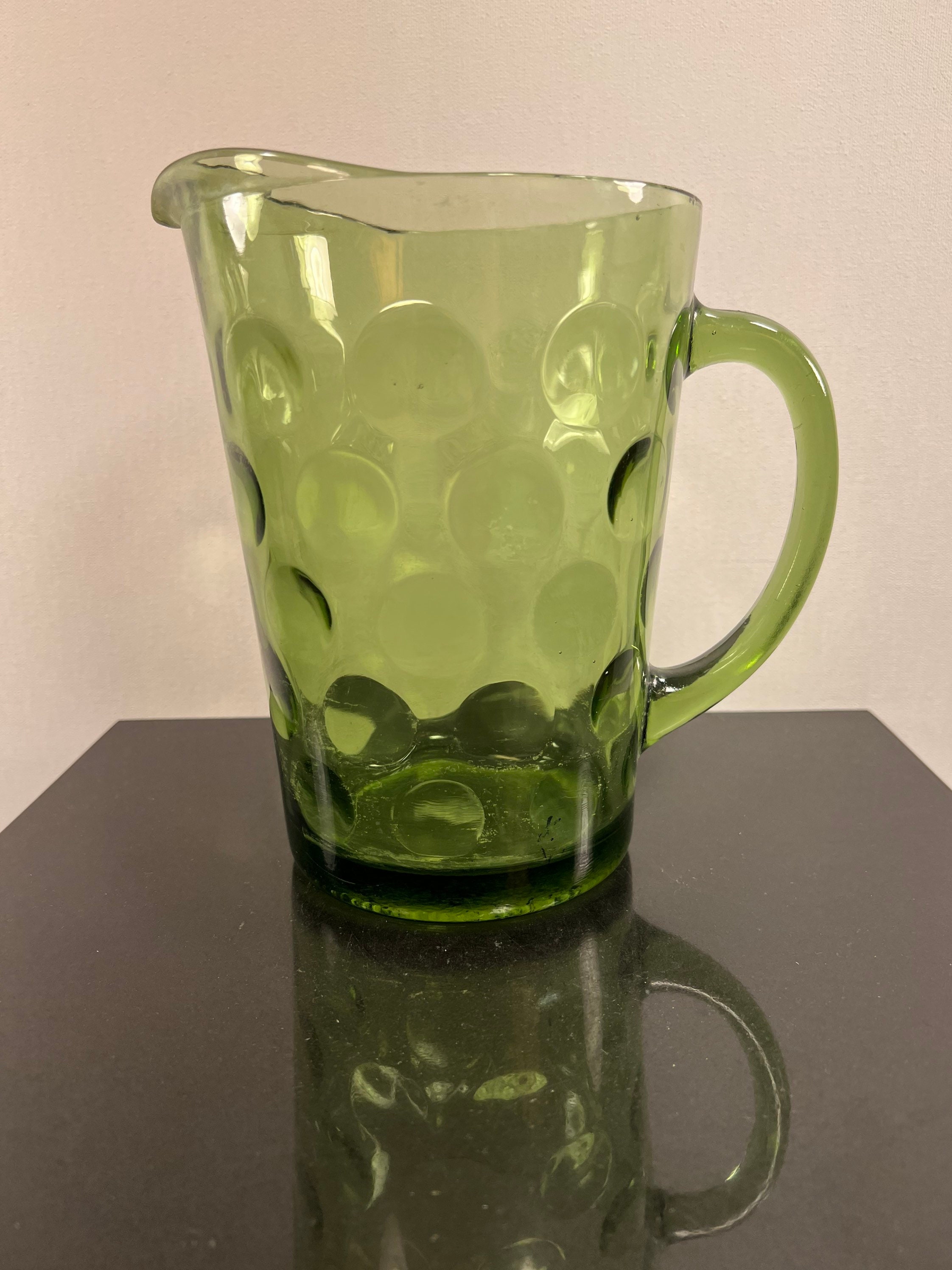 Pitcher With Green Juice 3D, Incl. pitcher & glass - Envato Elements