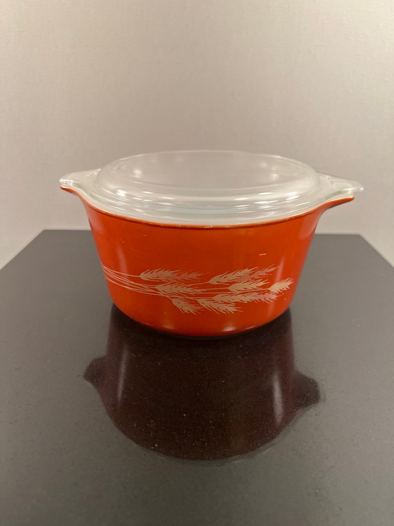 Vintage Pyrex Wheat Pattern Casserole With Lid Etsy
