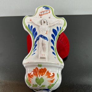 vintage cermaic crucifix holy water holder (as is) image 3