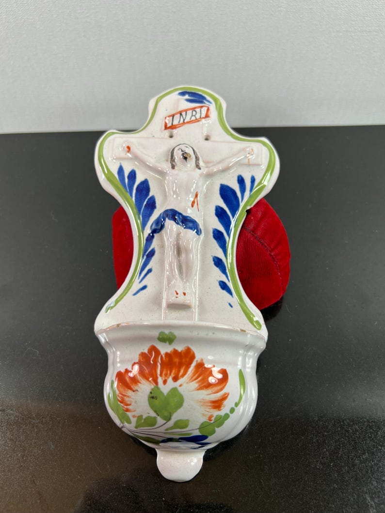 vintage cermaic crucifix holy water holder (as is) image 3