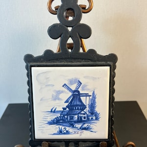 Vintage delft tile trivet