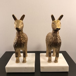 Gold yaks