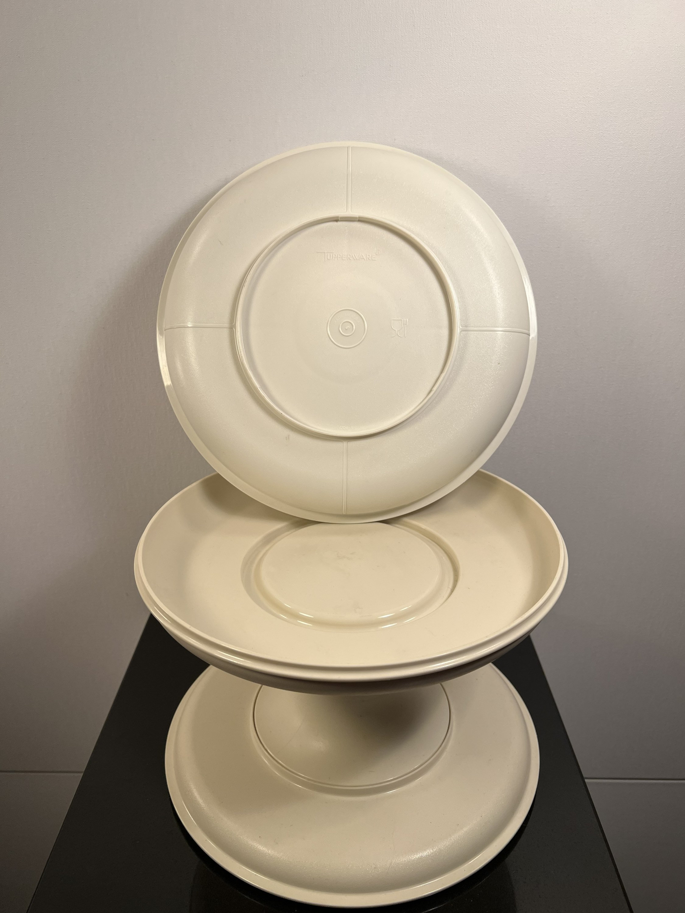 Stand Tupperware Vintage Tupperware Snack Carrier and Stand - Etsy