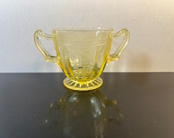 vintage yellow glass sugar bowl (as is)