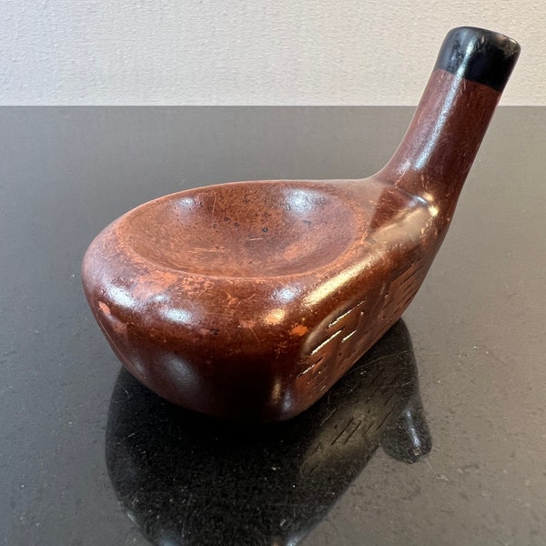 Vintage gold club pipe rest