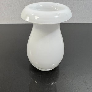 Vintage art glass vase