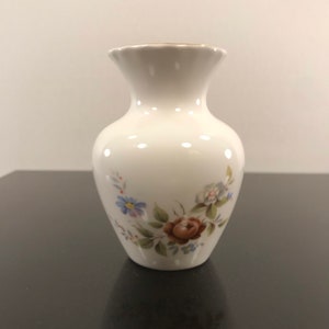 Bone China vase