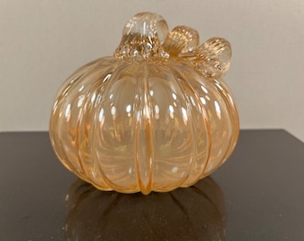 Art glass pumpkin
