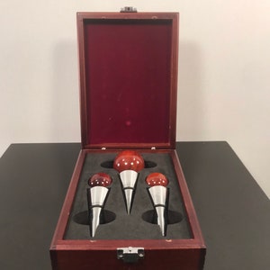 Bottle stoppers