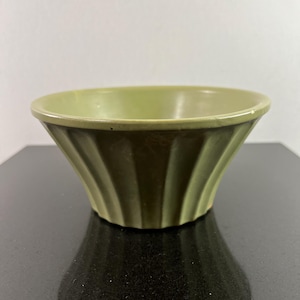 vintage green economy-line planter