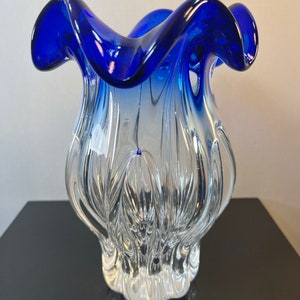 vintage art glass vase
