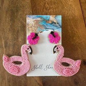 Flamingo tropical seed beaded dangle earring- statement earring- summer fun earring- Mother’s Day gift- Unique birthday for her- hibiscus
