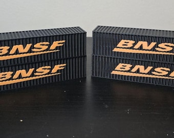HO Scale BNSF 40' Shipping Containers – Diorama Freight Load, 4 Pack
