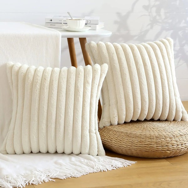 Housse de coussin fausse fourrure blanc , housse de coussin 45x45 cm , housse coussin blanc , housse coussin fausse fourrure