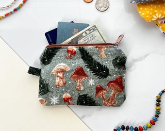 Handmade Cotton Coin Purse: Mushroom Zipper Pouch