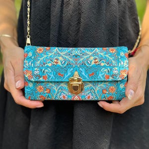 Kleine crossbodytas voor vrouwen, crossbody-portemonnees, handgemaakte tas voor vrouwen, boho-schoudertas, boho-tas voor vrouwen afbeelding 15