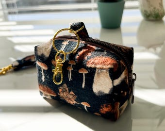 Handmade Cotton Coin Purse: Zipper Pouch with Keychain & Wristlet