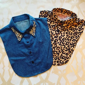 Conjunto de 2 piezas de mezclilla enjoyada y cuello Dickie de leopardo