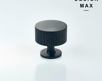 Matzwarte massief messing kastknop: moderne ronde hardware