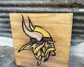 Minnesota Vikings Sign, rustic sign, wall art, sports sign, art, painting, Vikings art, Minnesota art, sota, Minnesota Vikings