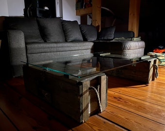 Exclusive Glass-Table