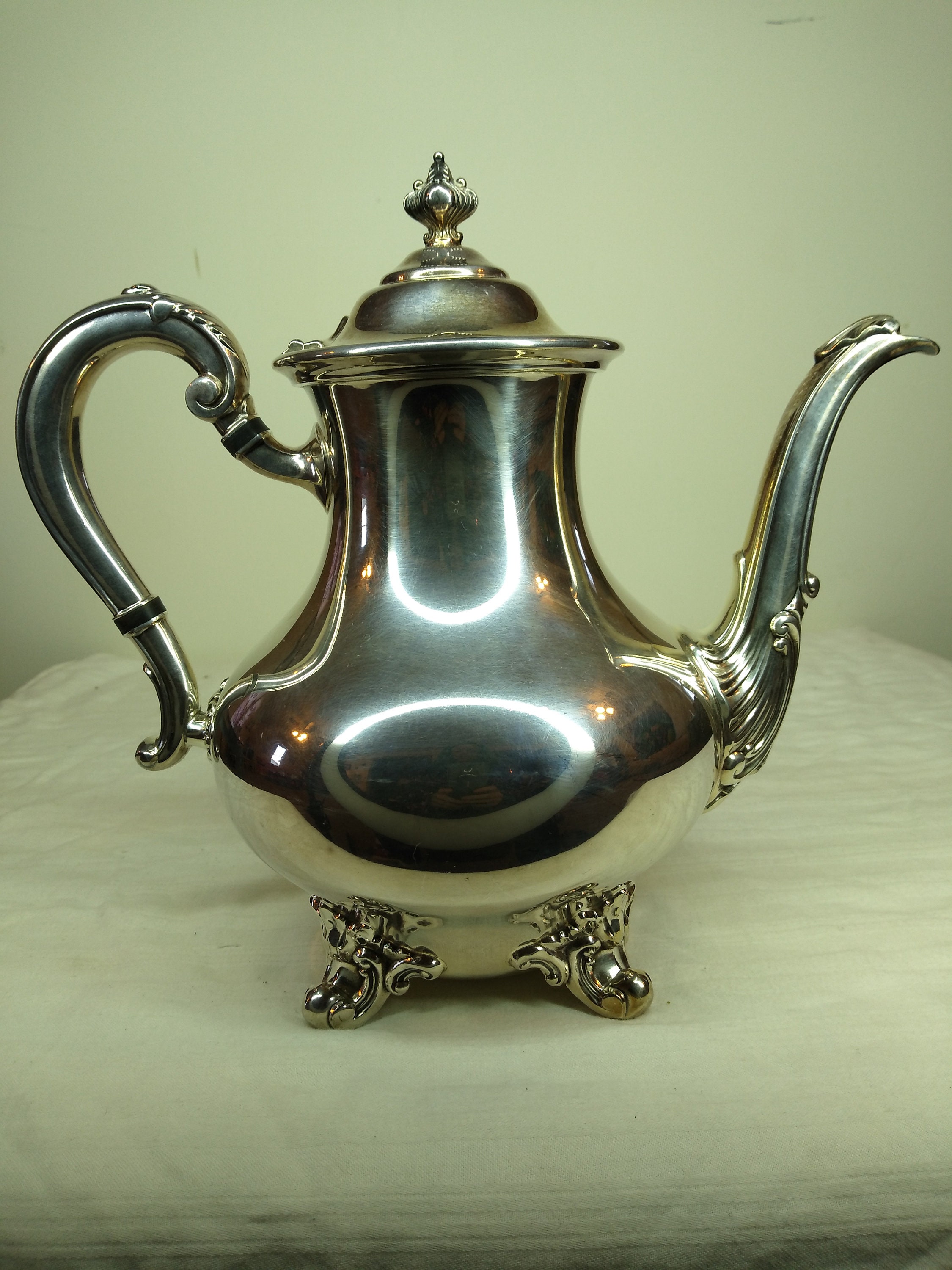 Reed Barton Tea Pot - Etsy