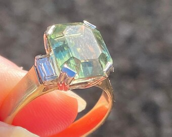 Green spinel ring, late Art Deco, baguette diamond ring, natural spinel, three stone ring, big stone ring, gift for her, vintage gold ring,