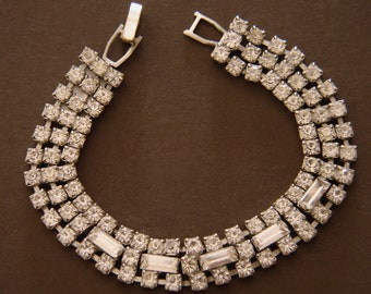 Sparkling Silver-tone Bracelet with Clear Round & Emerald-cut Rhinestones, Perfect Condition