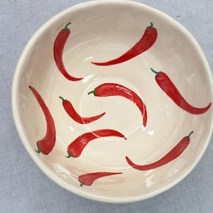 handmade and hand painted ceramic bowl “Cayenne”