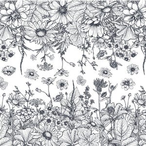 Op de afbeelding: Een zwart-witte lijntekening van een bloemrand met verschillende soorten bloemen en bladeren. De bloemen zijn symmetrisch gerangschikt, met de stelen en bladeren die vanuit het midden van de afbeelding uitstrekken.