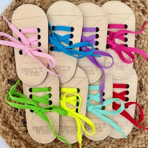 Learn to Tie Your Shoes Wooden Tool | Learning for Kids | Education | Elementary School | Toddler | Preschool | Kindergarten | Montessori