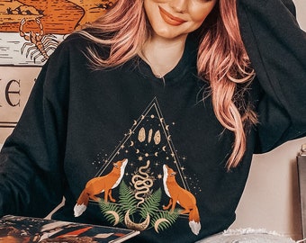 Cottagecore Clothing, Cottagecore Fox Sweatshirt, Celestial Mystical Sweater, Moon Phase Pullover, Witchy Moon Shirt, Fairycore Forest Shirt