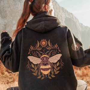 Cottagecore Bumblebee Hoodie, Boho Fall Bee Hoodie, Botanical Insect Hoodie, Mystical Bumble Bee Hoodie, Forestcore Bumblebee Pullover