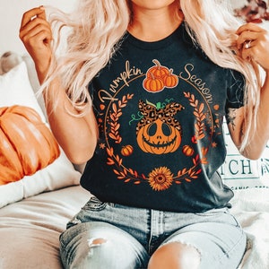 Pumpkin Season Halloween Shirt, Pumpkins Fall Leaves Tee, Boho Botanical Autumn T Shirt, Aesthetic Witchy Shirt, Halloween Clothes