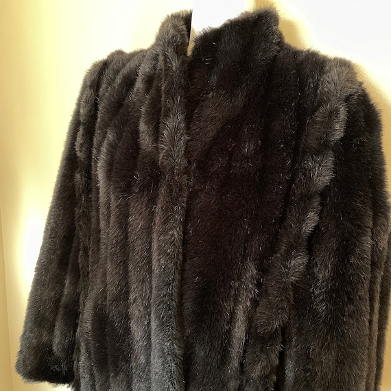 Vintage Sasson faux fur coat - image 4