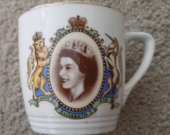 Royal ALLER VALE /& WATCOMBE Torquay Pottery Rare Q E 2 Coronation Mug 1953 Perfect Condition