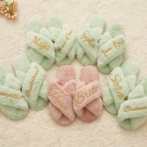 Flauschiger Braut Slipper, Geschenk für Blumenmädchen, personalisiertes Muttertagsgeschenk, individuelles Brautparty-Geschenk, personalisiertes Geschenk, Brautjungfer Slipper Bild 5