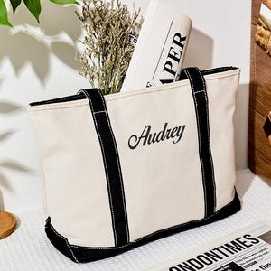 Benutzerdefinierte Name Tragetasche, Brautjungfer Tragetasche mit Initiale, Canvas Tragetasche mit Reißverschluss, Braut Sache Canvas Tote, Tragetasche mit Band, Brautjungfer Geschenk
