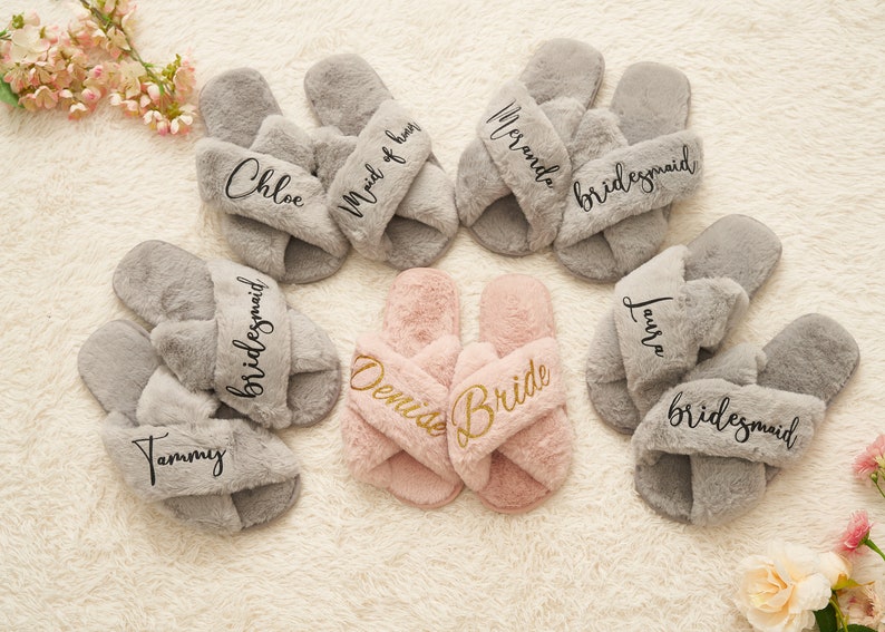 Flauschiger Braut Slipper, Geschenk für Blumenmädchen, personalisiertes Muttertagsgeschenk, individuelles Brautparty-Geschenk, personalisiertes Geschenk, Brautjungfer Slipper Bild 7